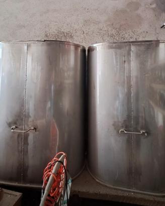 Cisterne acciaio da 600 lt per vino