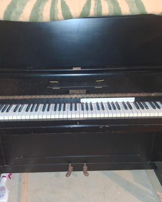 Pianoforte verticale
