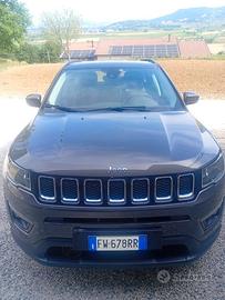 JeepCompass 2019 92000km 210cv neopatentati 14500€