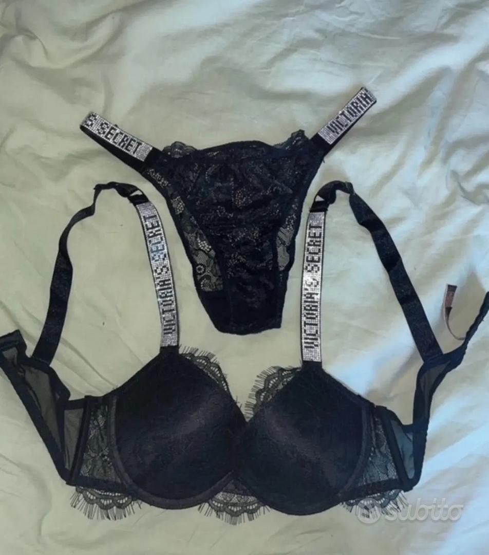 Mutande e reggiseno victoria secret shop