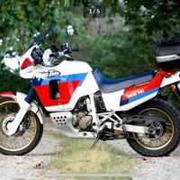 Moto Africa Twin 750