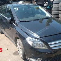 Pezzi di ricambio Mercedes Classe B 180 anno 2012