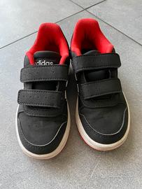Adidas strappo n 28