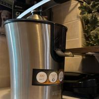 Spremiagrumi elettrico professionale