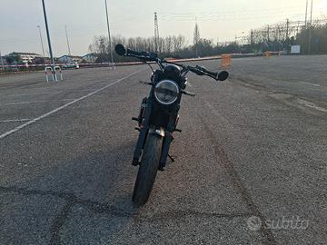 Husqvarna svartpilen 125