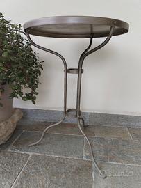 Tavolino in ferro battuto 