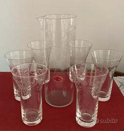 BOTTIGLIA E BICCHIERI XERIGRAFATI - VINTAGE