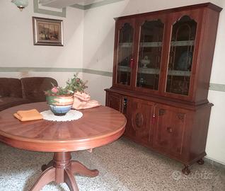 tavolo. con credenza