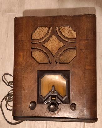 Radio d'epoca a valvole Philips 638A