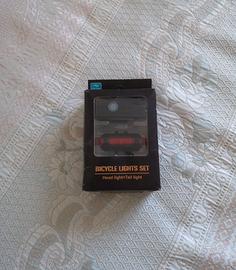 Luce bicicletta anteriore e posteriore