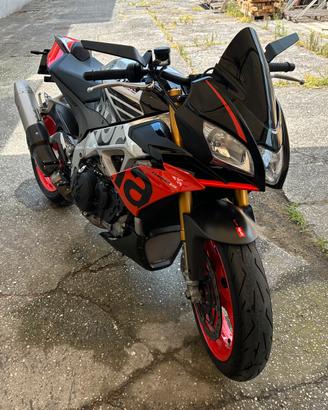 Aprilia Tuono V4 Factory