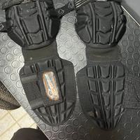 Protezioni sportive Ufo ginocchia/stinchi e gomiti