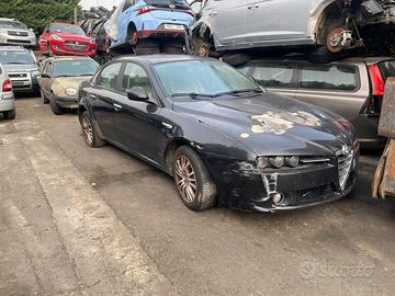 Ricambi Alfa Romeo 159 berlina 939B3000  2010