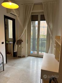 Camera singola Via Castelbarco - Bocconi