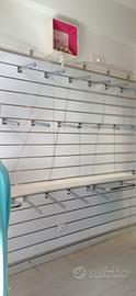 arredamento per negozio abbigliamento 