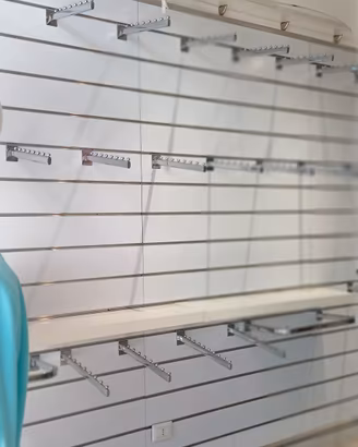 arredamento per negozio abbigliamento 