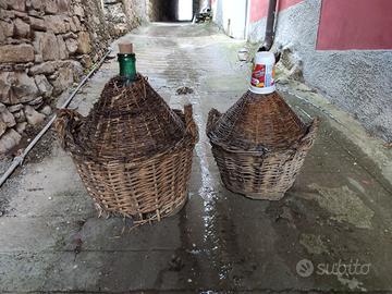 Antiche damigiane 25lt impagliate da vino