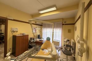 Negozio a Pieve Emanuele 1 locali