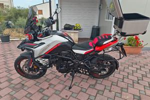 TRK 702 X