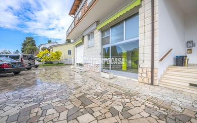 Locale Commerciale a Civitanova Marche 3 locali