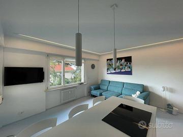 Appartamento di 90 m² con 3 locali e posto auto a 