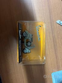 Modellino Vespa Sport 6 giorni 1952