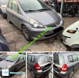 Honda Jazz anno 2006 per ricambi Fi