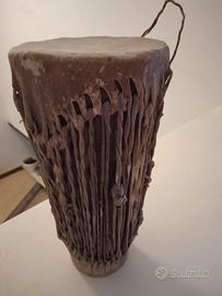 Tamburo tribale shaker vintage africano  anni 70