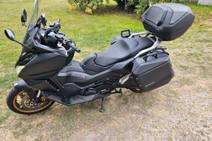Motohonda 750 Forza
