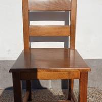 Sedie di legno