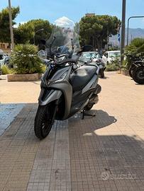 Kymco Agility 300i