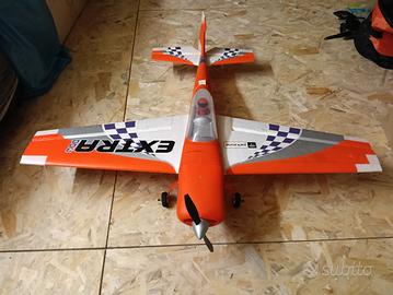 Aeromodello extra 300