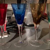 Bicchieri di cristallo in blocco