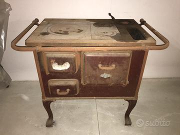 putage - Cucina economica a legna d'epoca in ghisa