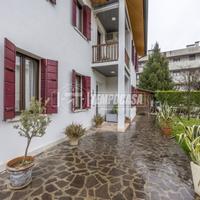 CASA SINGOLA INDIPENDENTE CON GIARDINO PRIVATO