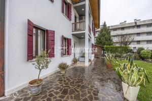 CASA SINGOLA INDIPENDENTE CON GIARDINO PRIVATO