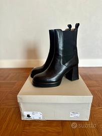 STIVALETTI NERI PELLE n. 39