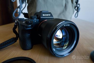 Sony Alpha A7 III + Sony 85mm f1.8 + accessori