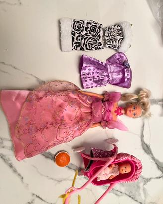Barbie : stramba , indiana , incinta