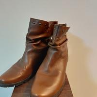 stivaletto in pelle con arricciatura n. 41