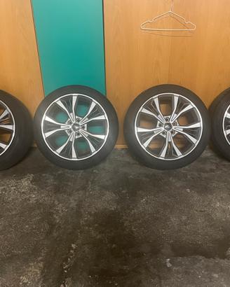 Cerchi ford originali e pneumatici estivi 18”