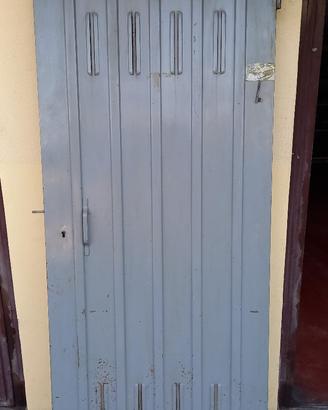 Porta in lamiera ferro