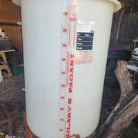 Serbatoi in plastica per uso alimentare