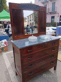 Cassettone con specchiera