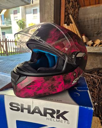 Casco Shark