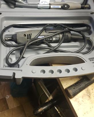 Dremel multiutensile 