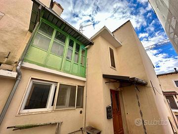 Casa Indipendente San Pio delle Camere [GRE664VRG]