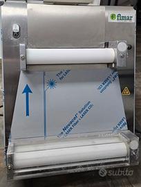 macchina per stendere pasta per pizza