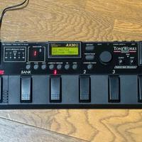 Multieffetto chitarra Korg AX30G + alimentatore