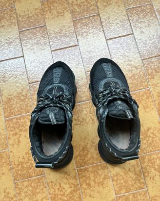 Versace Chain Reaction